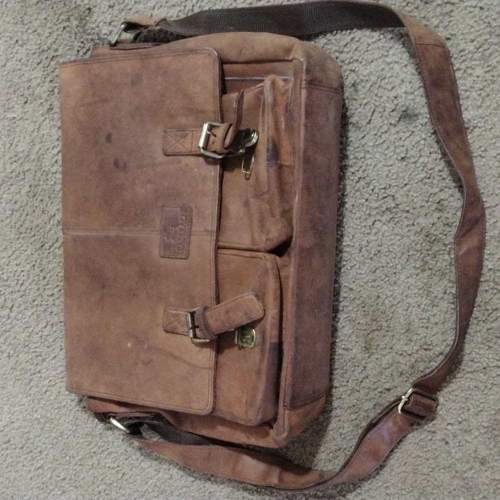 All leather leaderachi laptop bag